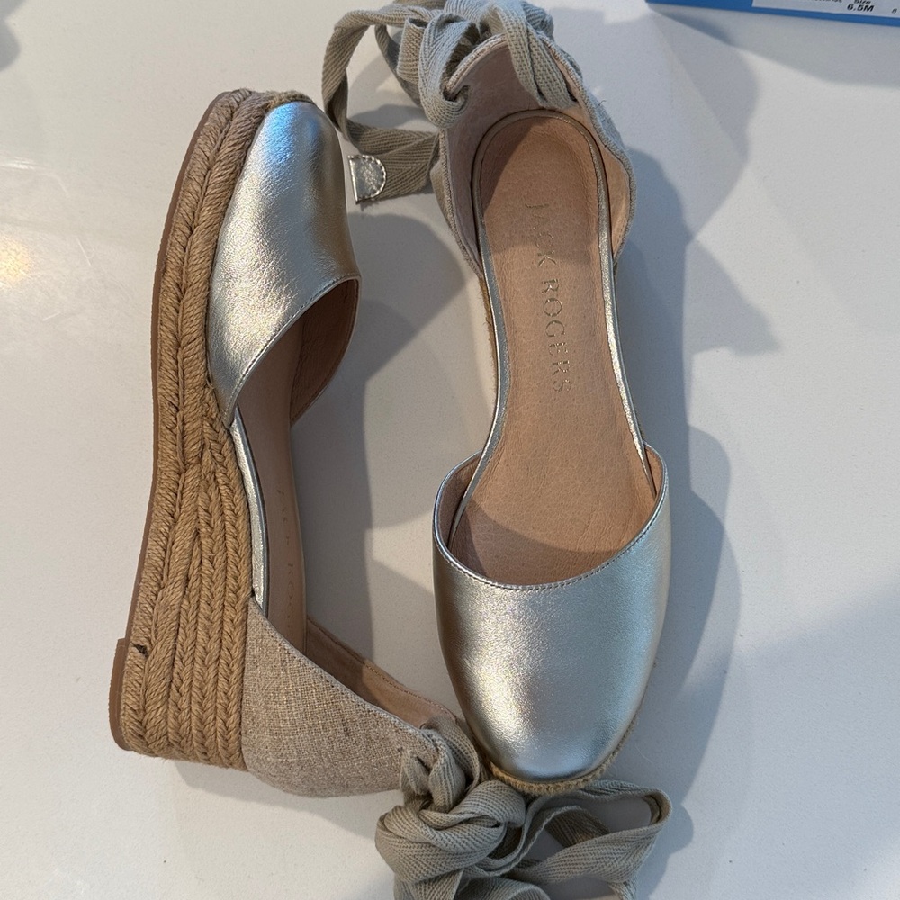 NWT Leather Jack Rogers Palmer Ankle Wrap Espadrille Wedge in Platinum/Champagne - Picture 10 of 10